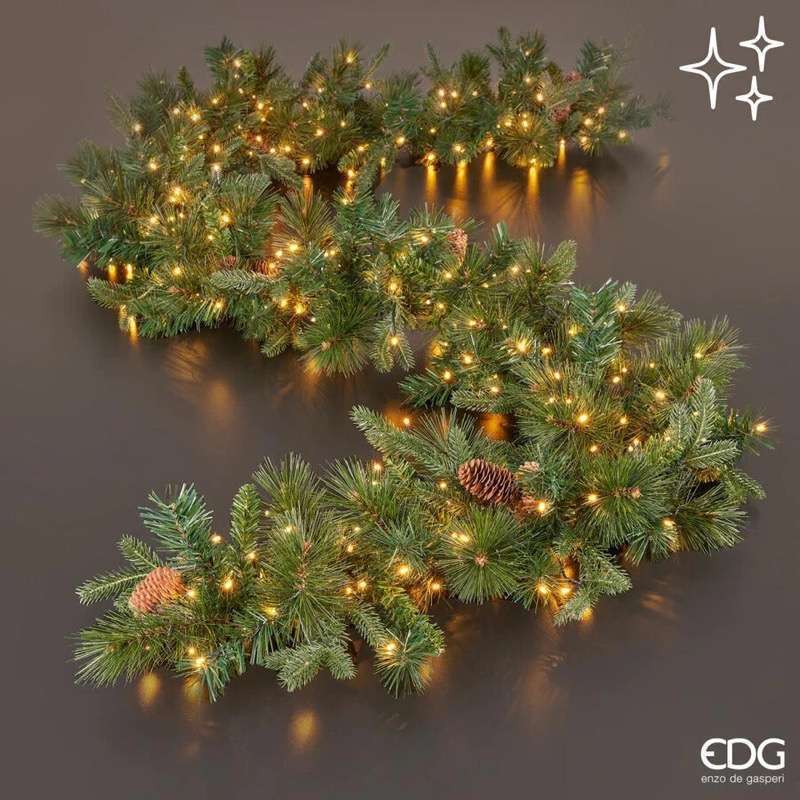 Festone Pino Con Pigne 300 Led 270 cm
